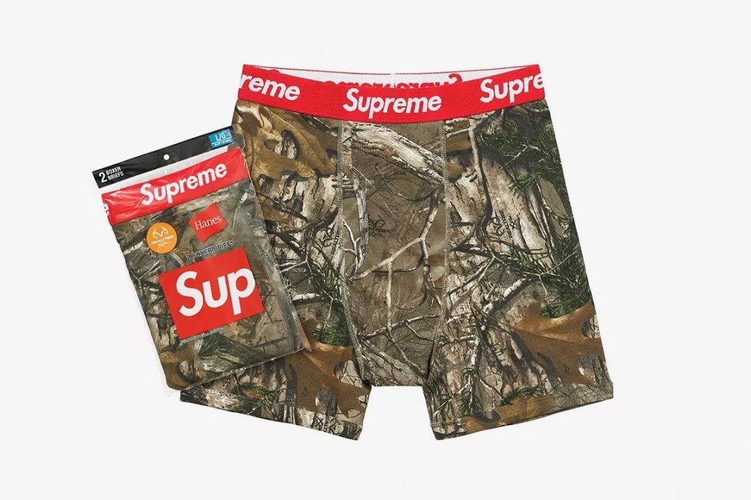 潮流壁纸supreme 潮人,Supreme潮牌壁纸火影 supreme 032c off-white alexander wang 你觉得男生穿什么内裤最