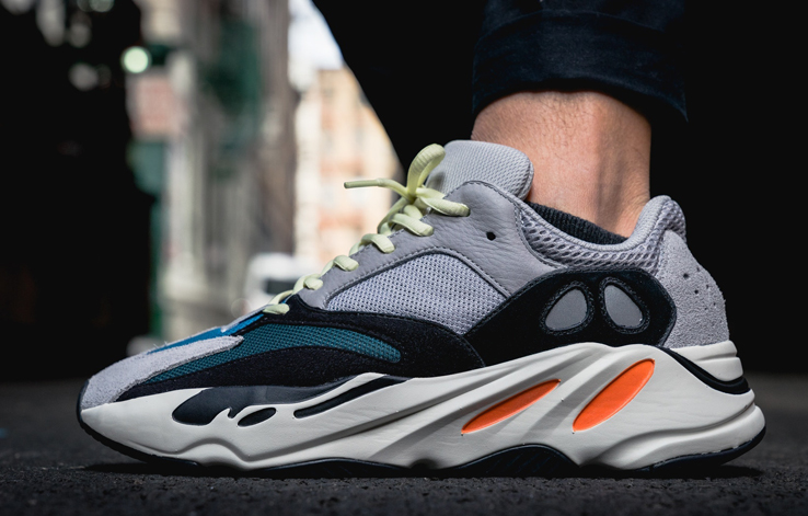 Kanye West x adidas Originals制造最强!YEEZY BOOST 700 Wave Runner スストア 【新品】adidas Runner Wave 700 BOOST YEEZY スニーカー
