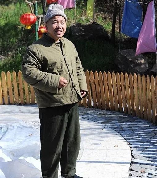 为什么所有的帅哥,最后都会长成赵本山?